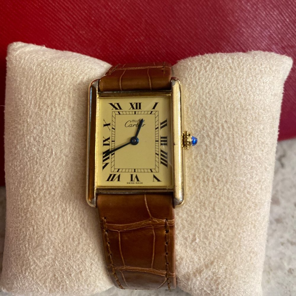 COPY - Vintage must de Cartier Tank- 2 new bands and completely serviced by Car…